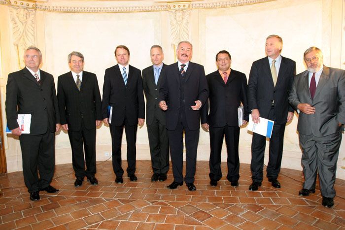 Přímá volba prezidenta na konferenci v Senátu.