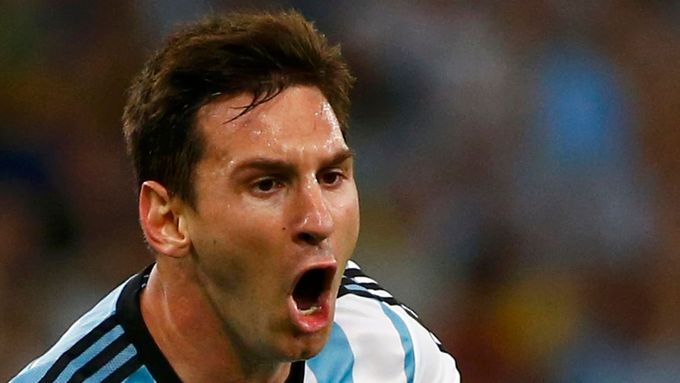 Napodobí Lionel Messi postupem do finále a pozdějším triumfem Diega Maradonu, nebo budou po čtyřech letech ve finále opět Nizozemci?