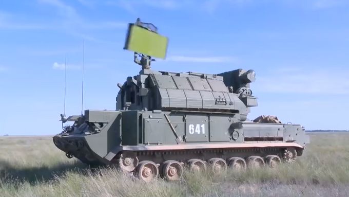 Odpaly raket ze systému Tor-M2, které předváděly jednotky ruského Jižního vojenského okruhu před agresí na Ukrajinu.