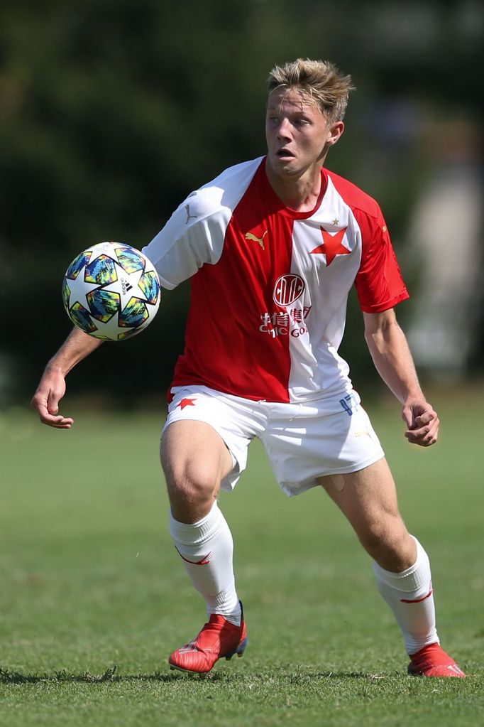 Lukáš Červ (UEFA Youth League 2019)