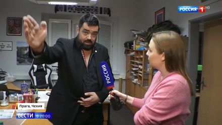 Ruská televize přijela za Novotným. „Vlasovce má za hrdiny a ani se nečervená“