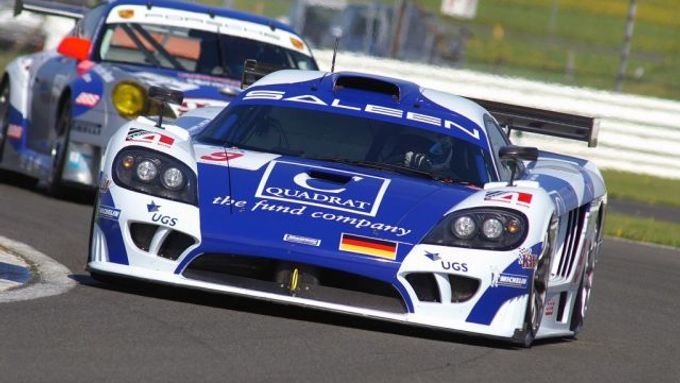 Jaroslav Janiš za volantem Saleenu S7.