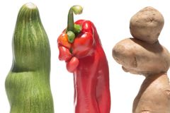 Křivá zelenina je sexy. Berlínský umělec zachraňuje fotkami jídlo