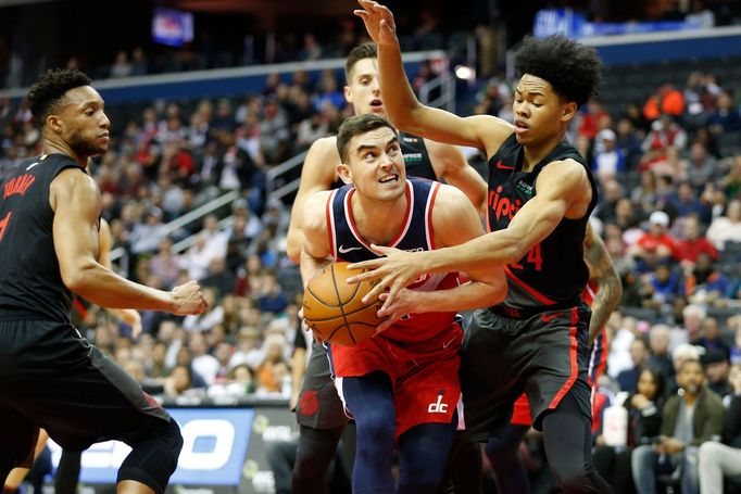 basketbal, NBA 2018/2019, New York - Portland, Tomáš Satoranský v akci