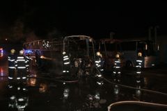 Autobus v Olomouci zapálil neznámý žhář, tvrdí policie