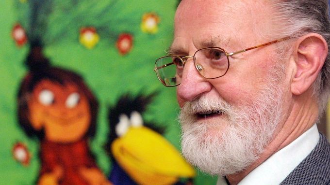 Výtvarník Zdeněk Smetana vytvořil přes 400 animovaných filmů a ilustroval více než 50 knih.