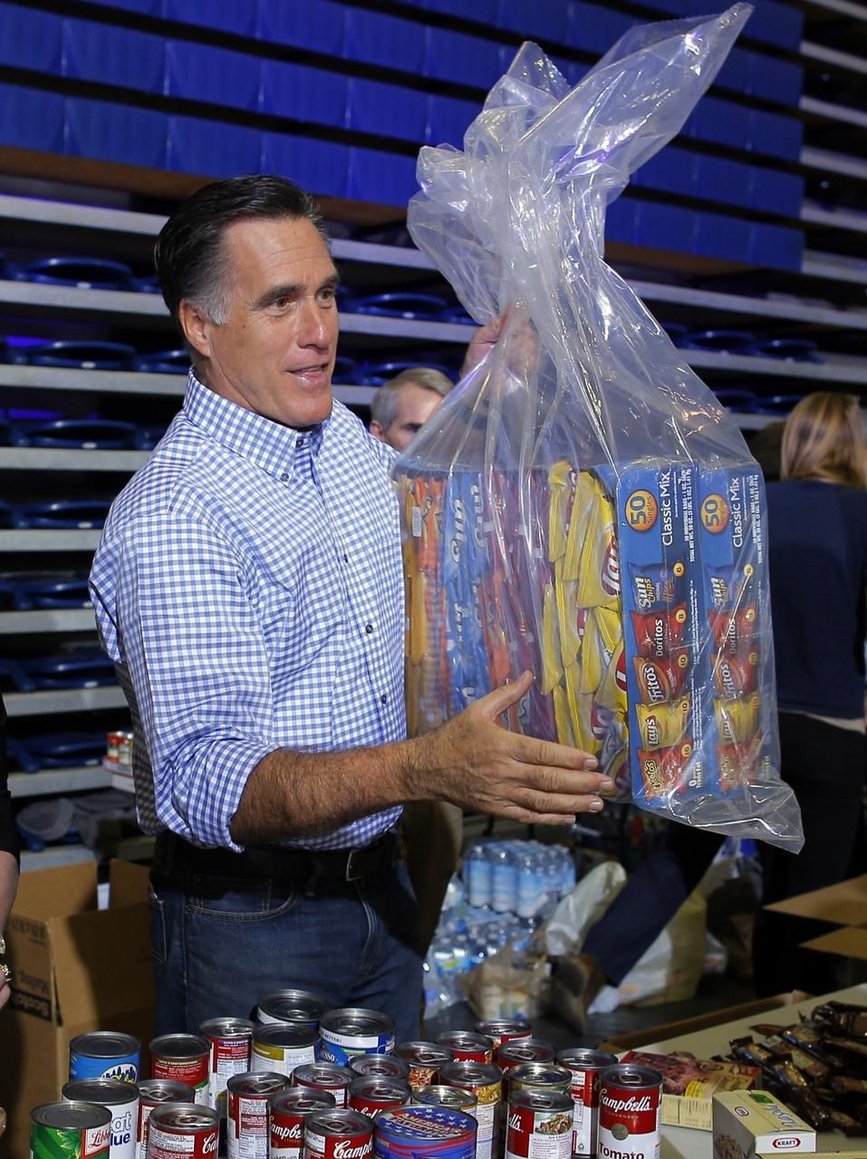 Obama, Romney a hurikán Sandy