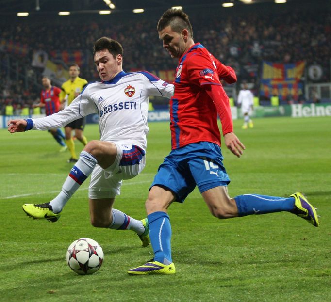 LM, Plzeň - CSKA Moskva: Michal Ďuriš (12) - Vjačeslav Karavajev