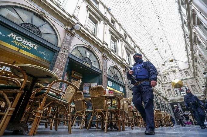 Prázdné kavárny v centru Bruselu