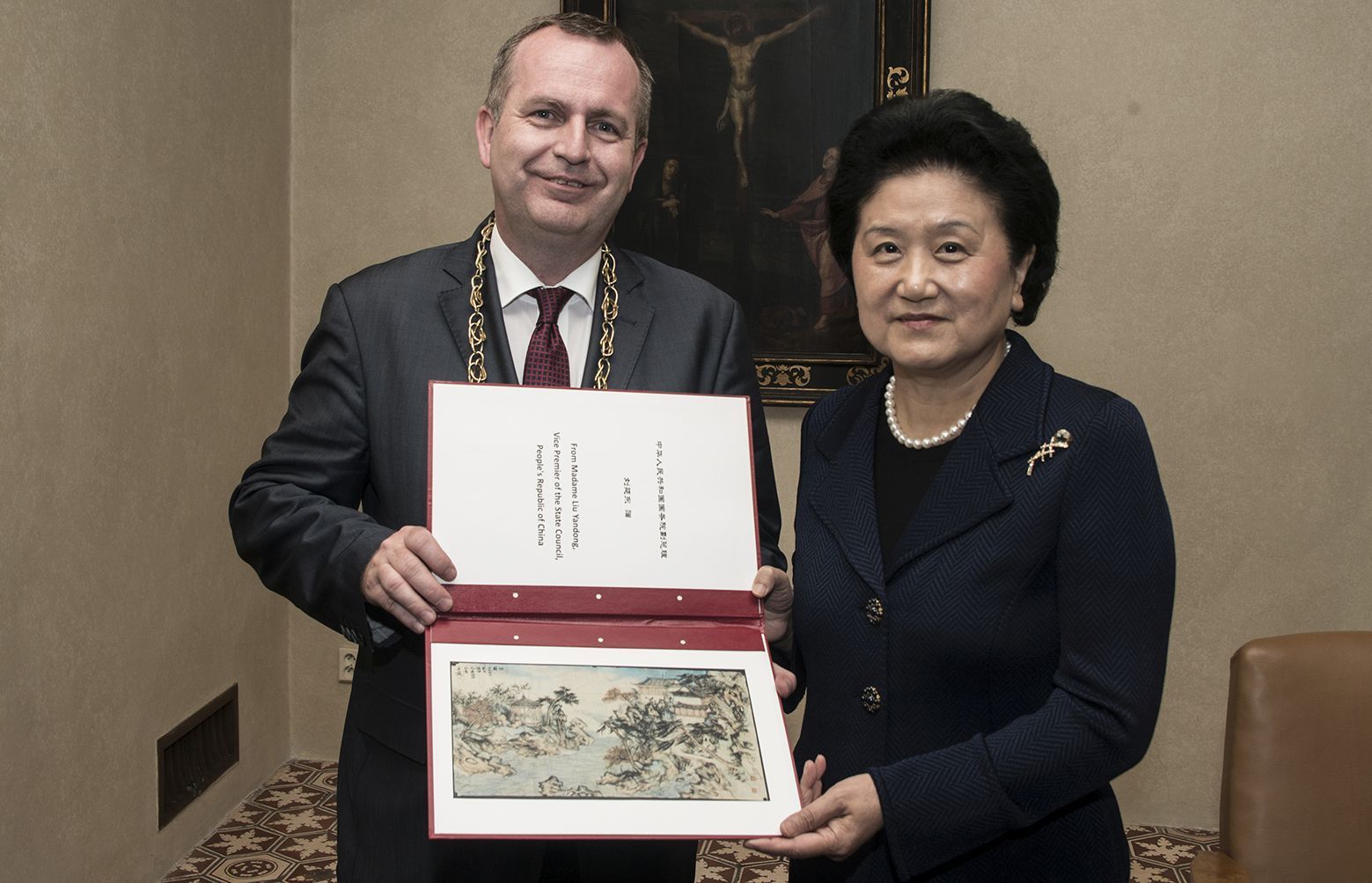 Na vzniku Česko-čínského centra UK se rektor Tomáš Zima dohodl s komunistickou vicepremiérkou Liu Yandong.