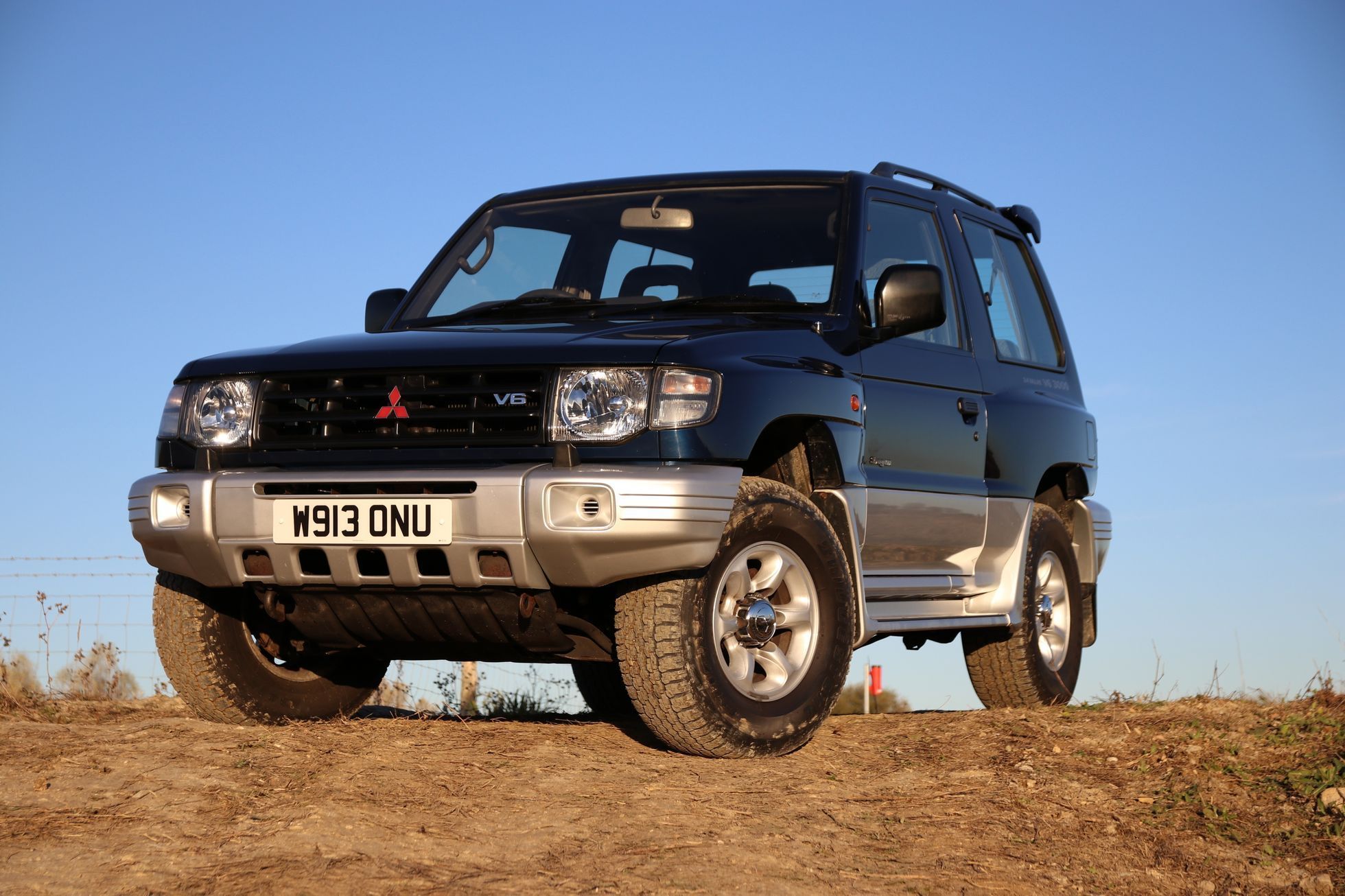 Mitsubishi Motors historická flotila v UK