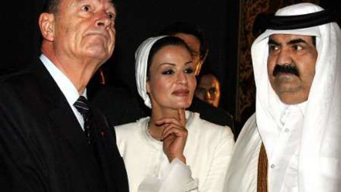 Bývalý francouzský prezident Chirac po boku katarského šejka Sáního