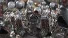 A revellers of the Unidos da Tijuca samba school participates in the annual carnival parade at Rio de Janeiro's Sambadrome, February 10, 2013. REUTERS/Pilar Olivares (BRAZIL - Tags: SOCIETY) Published: Úno. 11, 2013, 5 dop.