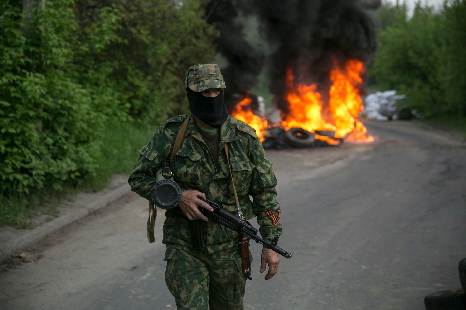 Ukrajina - Slavjansk - ozbrojenci - separatisté