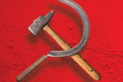 ÚSTR: Zpráva o průběhu puče. Antikomunismus už nefrčí
