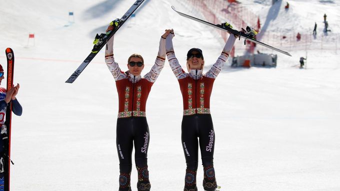 Henrieta Farkašová se svou trasérkou po vítězství v obřím slalomu