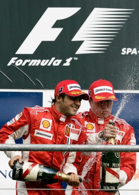 Felipe Massa a Kimi Räikkönen ve Spa