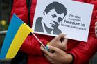Ukrajinský novinář dostal u ruského soudu 12 let vězení, Moskva ho viní ze špionáže