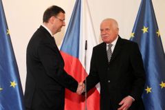 Klaus se loučí, kritizoval vládu a popřál jí, ať dožije