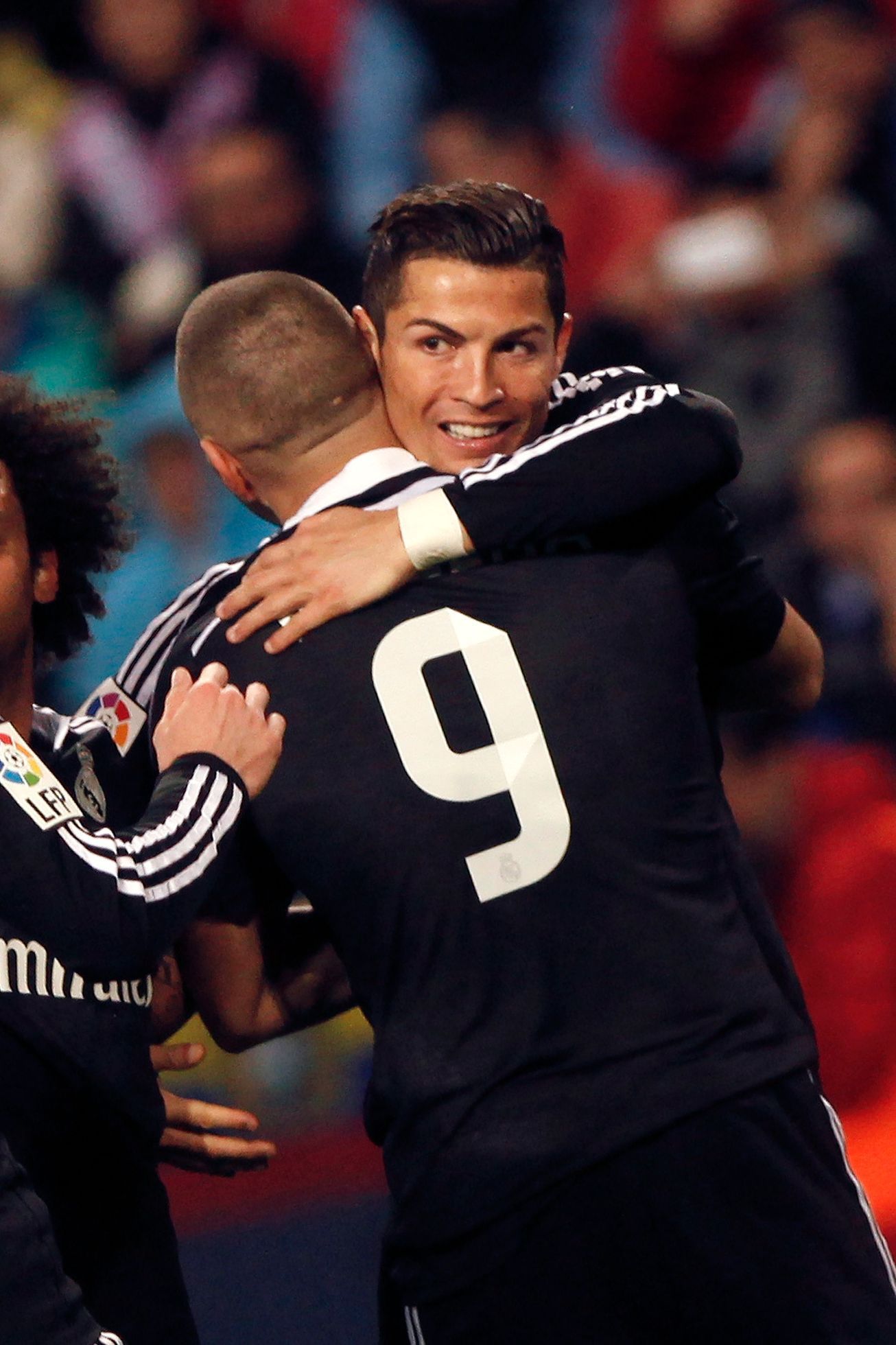 Ronaldo a Benzema slaví gól Realu Madrid