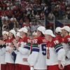 Čeští hokejisté se zlatými medailemi pro mistry světa 2024