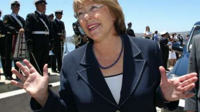 První kolo voleb vyhrála s jasným náskokem Michelle Bacheletová.