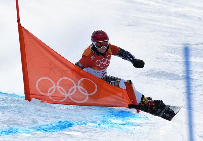 Ester Ledecká ve finále paralelního obřího slalomu na ZOH 2018