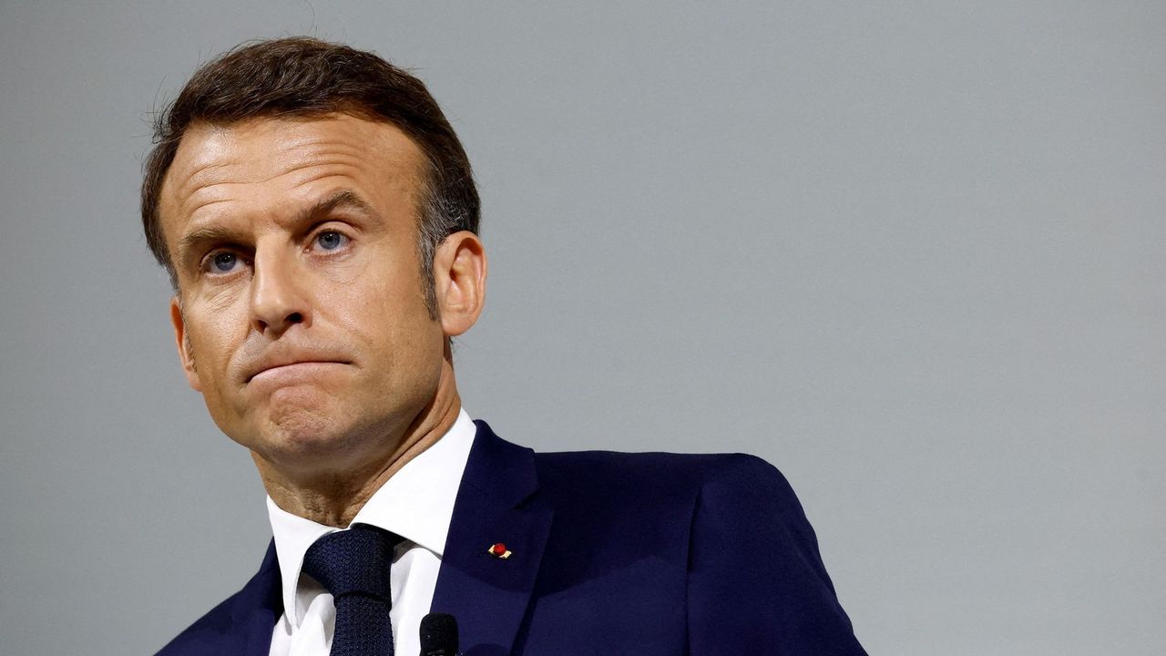 Macron se přepočítal. Krajní pravice míří k triumfu, Francii hrozí dvojvládí a chaos