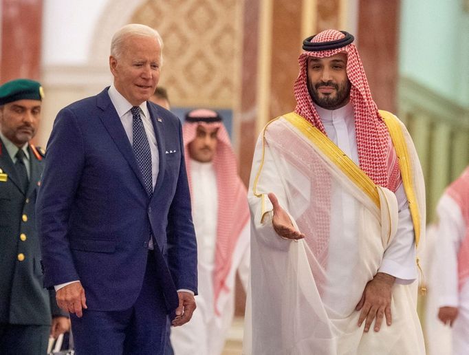 Americký prezidentt Joe Biden a saúdskoarabský korunní princ Muhammad bin Salmán.