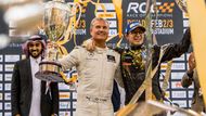 Ale nejvíc se nakonec smál britský expilot F1 David Coulthard, který v sobotním  finále porazil šampiona rallye i rallyekrosu Pettera Solberga.