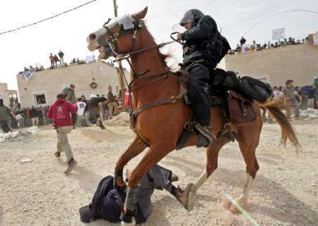 Izraelská armáda zasahuje v židovské osadě Amona