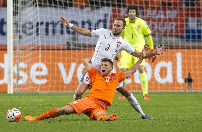 Nizozemsko-Česko: Klaas-Jan Huntelaar - Michal Kadlec