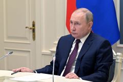 Novinářka Timčenková: Rusové se války bojí, Putina mnozí vnímají jako bláznivého dědu