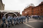 Uzavřené Rudé náměstí, špehovaný štáb BBC i "Lidové milice". Moskva před MS utahuje šrouby