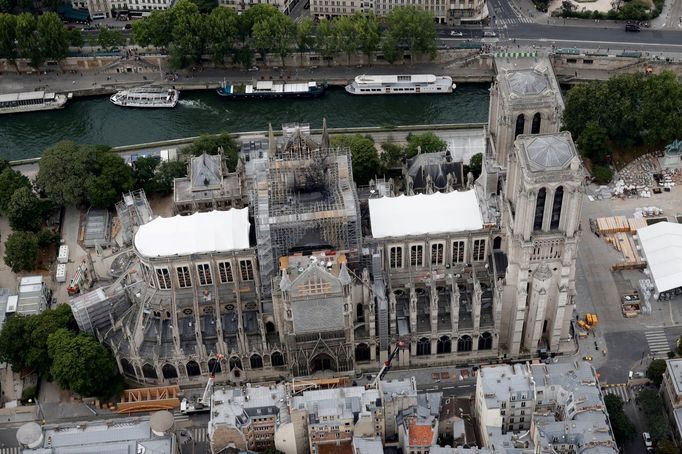 notre dame, rekonstrukce