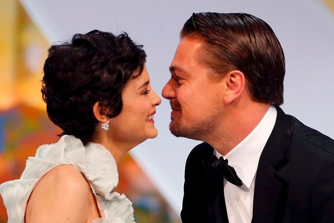 Audrey Tautou uváděla slavnostní zahájení a líbala se s Leonardem DiCapriem.