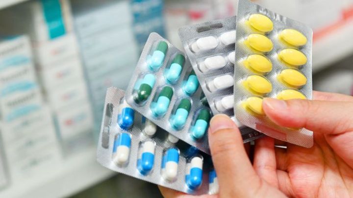 Do Česka dorazí mimořádná dávka antibiotik a dětských antipyretik, oznámil Fiala; Zdroj foto: Shutterstock