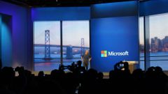 Microsoft chytá druhý dech, slibuje Windows zdarma