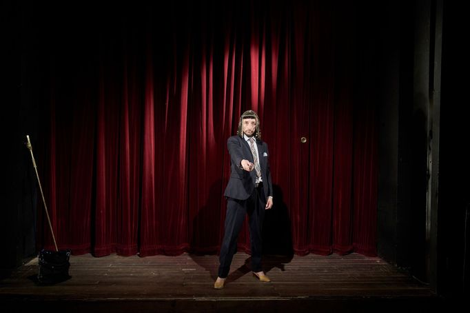 Na snímku z audiowalku Kleopatra je Jakub Žáček.