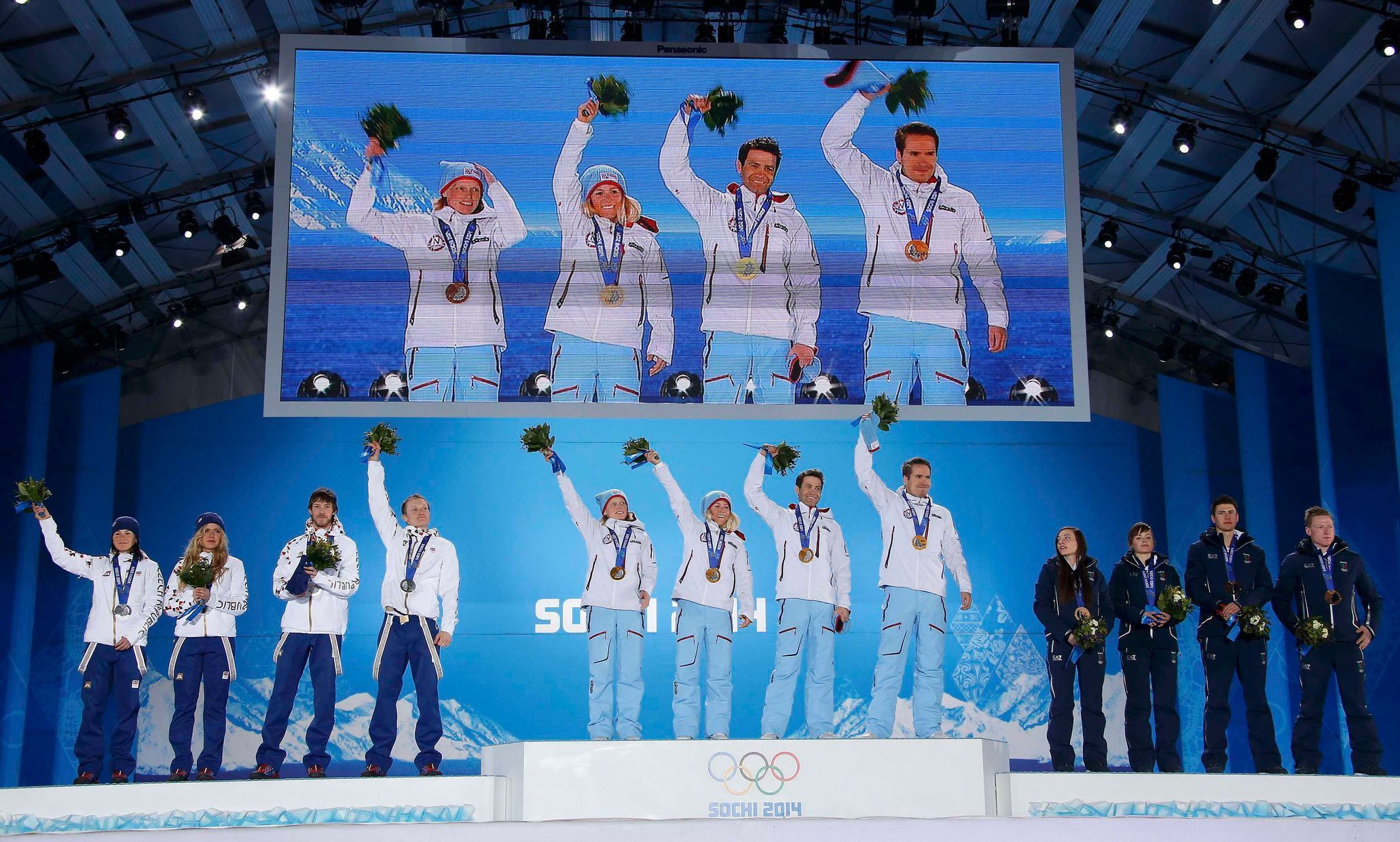 Soči 2014: Norsko, Česká Republika, Itálie, (biatlon, smíšená štafeta, finále, medailisté)