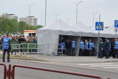 BLOG z Minsku: Kontroly na hlavu. I v PC prý mohou být bomby
