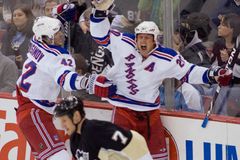 Prospal třemi body zařídil vítězství hokejistů Rangers