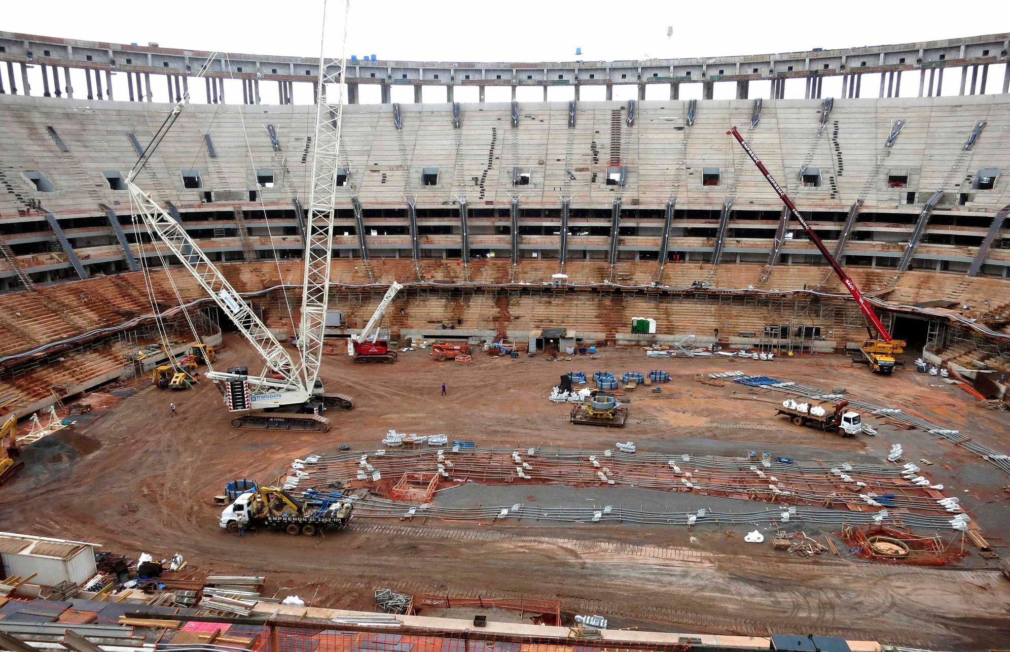 Stavba stadionu v Brasílii, pro přípravu MS 2014