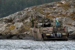 Švédsko trvale nasadilo vojáky na ostrov Gotland, obranu posiluje kvůli rostoucímu tlaku Ruska