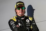 Současný Renault potkala hned dvojí změna. Název stáje se změnil na Alpine F1 Team a také se v jejích barvách do formule 1 po dvouleté pauze vrací dvojnásobný mistr světa Fernando Alonso.