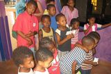 Děti z dětského domova, který se specializuje na nemocné s AIDS. Nyní zde pobývají čtyři HIV pozitivní děti. Keetmanshoop, Namíbie.