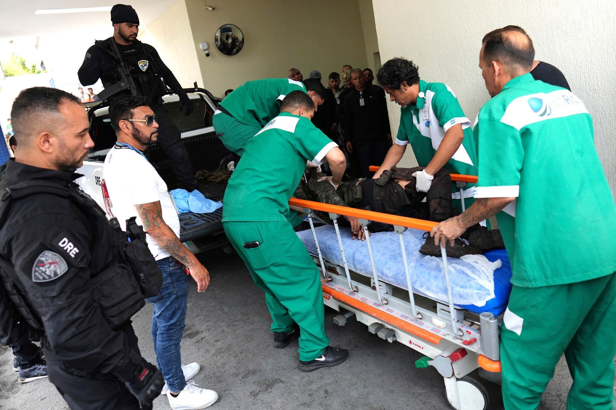 Brazílie, Rio de Janeiro, favela, policie, zásah, gang
