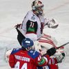 KHL, Lev Praha - Jekatěrinburg: Nicklas Danielsson - Chris Holt