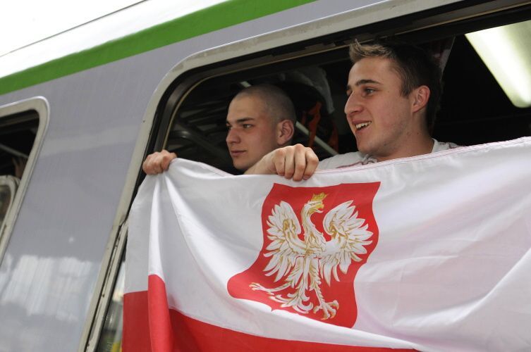 Poláci jedou na fotbal