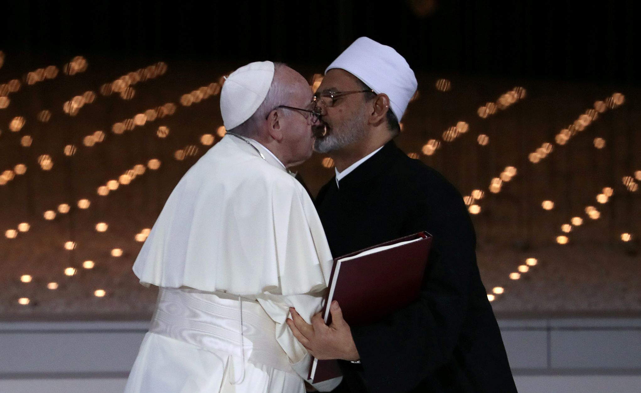 Papež František a šajch Ahmad Tajib.